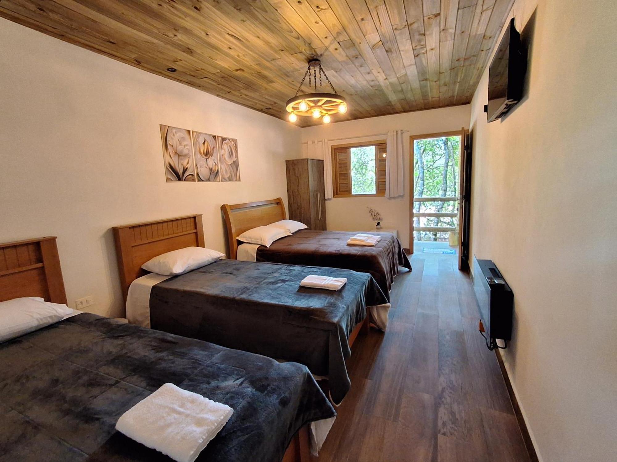Recanto Ursa Maior Monte Verde  Habitación foto